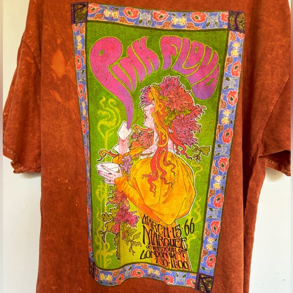 Pink Floyd Marquee Boyfriend T Shirt - Picture 2 of 4